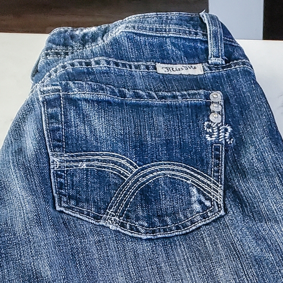 Vintage Miss Me bootcutJeans size 27